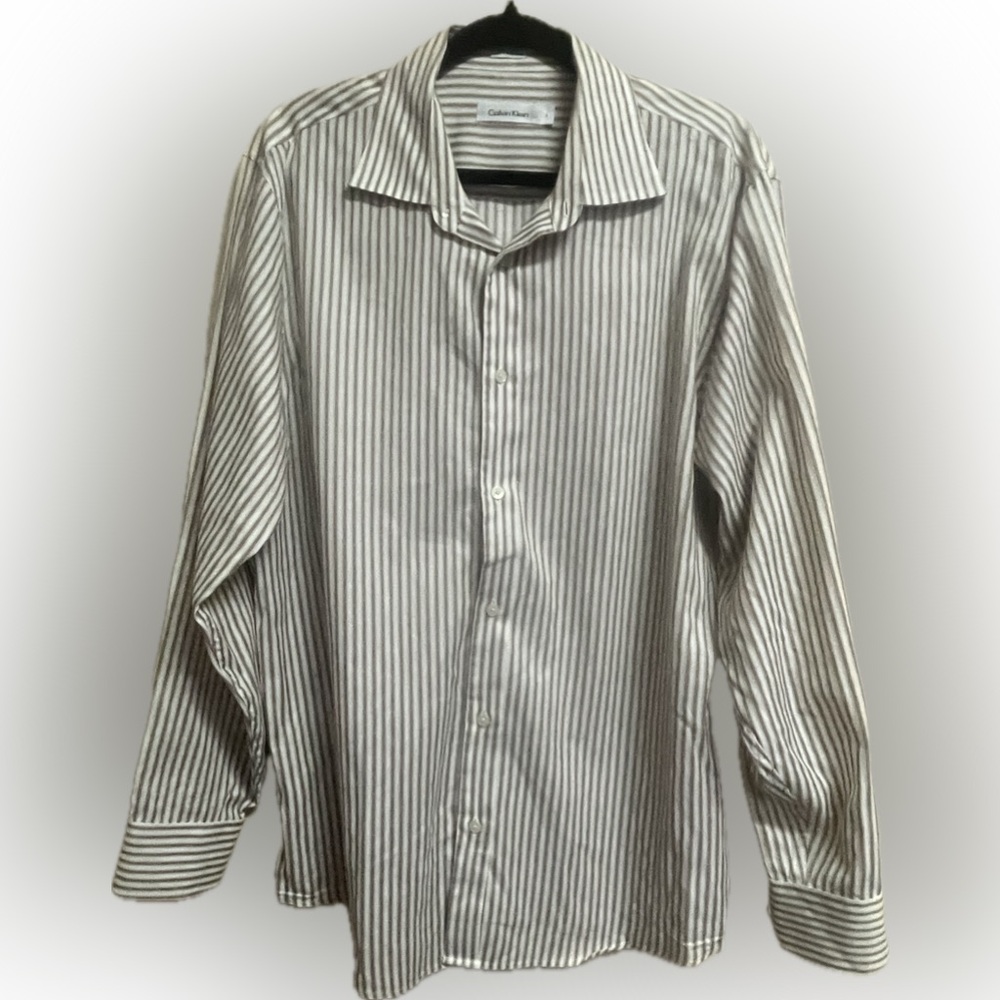 Calvin Klein Men’s BU LS Maroon Beige White Stripe Dress Shirt Size Large